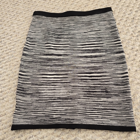 Bebe Space Dye Knit Pencil Skirt Small - Picture 8 of 8